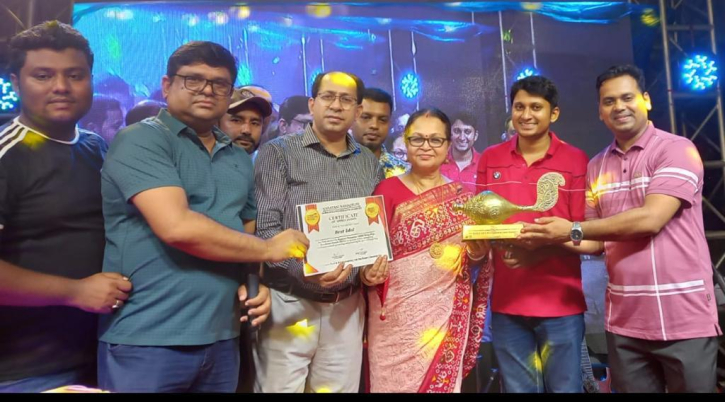 নারায়নী নমস্তুতে এক্সেলেন্স অ্যাওয়ার্ডস পেল উচালিয়াপাড়া সার্বজনীন দুর্গাপূজা উদযাপন পরিষদ নারায়নী নমস্তুতে এক্সেলেন্স অ্যাওয়ার্ডস পেল উচালিয়াপাড়া সার্বজনীন দুর্গাপূজা উদযাপন পরিষদ
