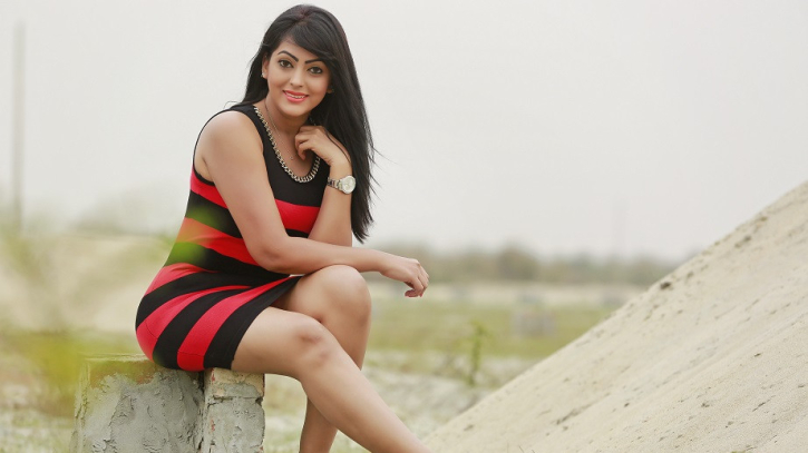 বন্যার্তদের উদ্ধারে হেলিকপ্টার প্রস্তুত, জানালেন নিপুণ বন্যার্তদের উদ্ধারে হেলিকপ্টার প্রস্তুত, জানালেন নিপুণ