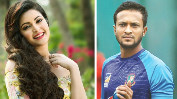 সাকিবের রাজত্বে হানা দিলেন পরীমনি সাকিবের রাজত্বে হানা দিলেন পরীমনি
