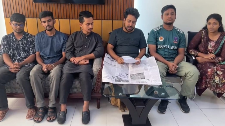 ৬ সমন্বয়ককে ছেড়ে দিলো ডিবি ৬ সমন্বয়ককে ছেড়ে দিলো ডিবি