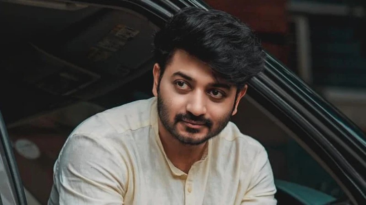 চলচ্চিত্র থেকে হারিয়ে যাচ্ছেন বাপ্পি চৌধুরী চলচ্চিত্র থেকে হারিয়ে যাচ্ছেন বাপ্পি চৌধুরী