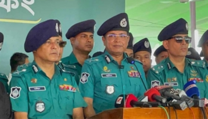 জাতীয় ঈদগাহে পাঁচ স্তরের নিরাপত্তা ব্যবস্থা নেওয়া হয়েছে জাতীয় ঈদগাহে পাঁচ স্তরের নিরাপত্তা ব্যবস্থা নেওয়া হয়েছে