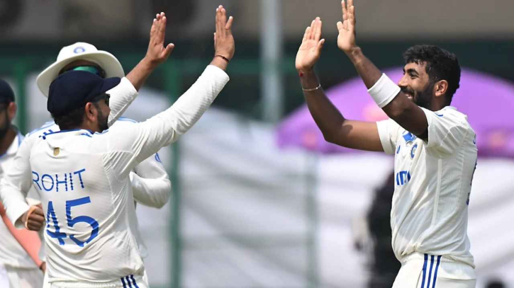 রেকর্ড গড়ে বাংলাদেশকে হারালো ভারত রেকর্ড গড়ে বাংলাদেশকে হারালো ভারত