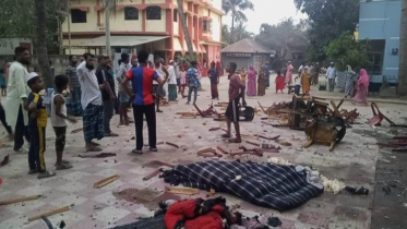 সাবেক রেলমন্ত্রীর বাড়িতে হামলা-ভাঙচুর