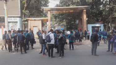 শিক্ষা ভবনের সামনে নিরাপত্তা জোরদার শিক্ষা ভবনের সামনে নিরাপত্তা জোরদার