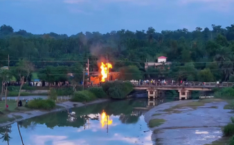 কক্সবাজারে ২০ ঘণ্টা পরও নেভেনি গ্যাসের আগুন, সতর্কতা জারি