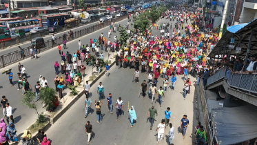 উত্তরায় টানা তৃতীয় দিন পোশাকশ্রমিকদের সড়ক অবরোধ