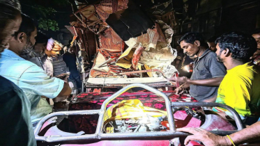 কুড়িগ্রামে সড়ক দুর্ঘটনায় মেয়ের পর প্রাণ গেলো মায়ের