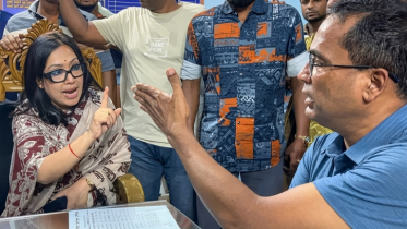 ওসির সঙ্গে রুমিন ফারহানার বাদানুবাদের ঘটনায় পুলিশের জিডি ওসির সঙ্গে রুমিন ফারহানার বাদানুবাদের ঘটনায় পুলিশের জিডি