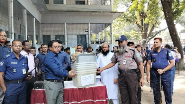 ঠাকুরগাঁও-১ উপনির্বাচন বৃহস্পতিবার, সরঞ্জাম যাচ্ছে সব কেন্দ্রে
