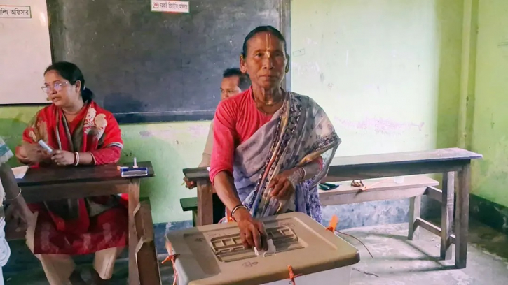 মির্জা ফখরুলের ছেড়ে দেওয়া আসনে ভোটগ্রহণ শুরু